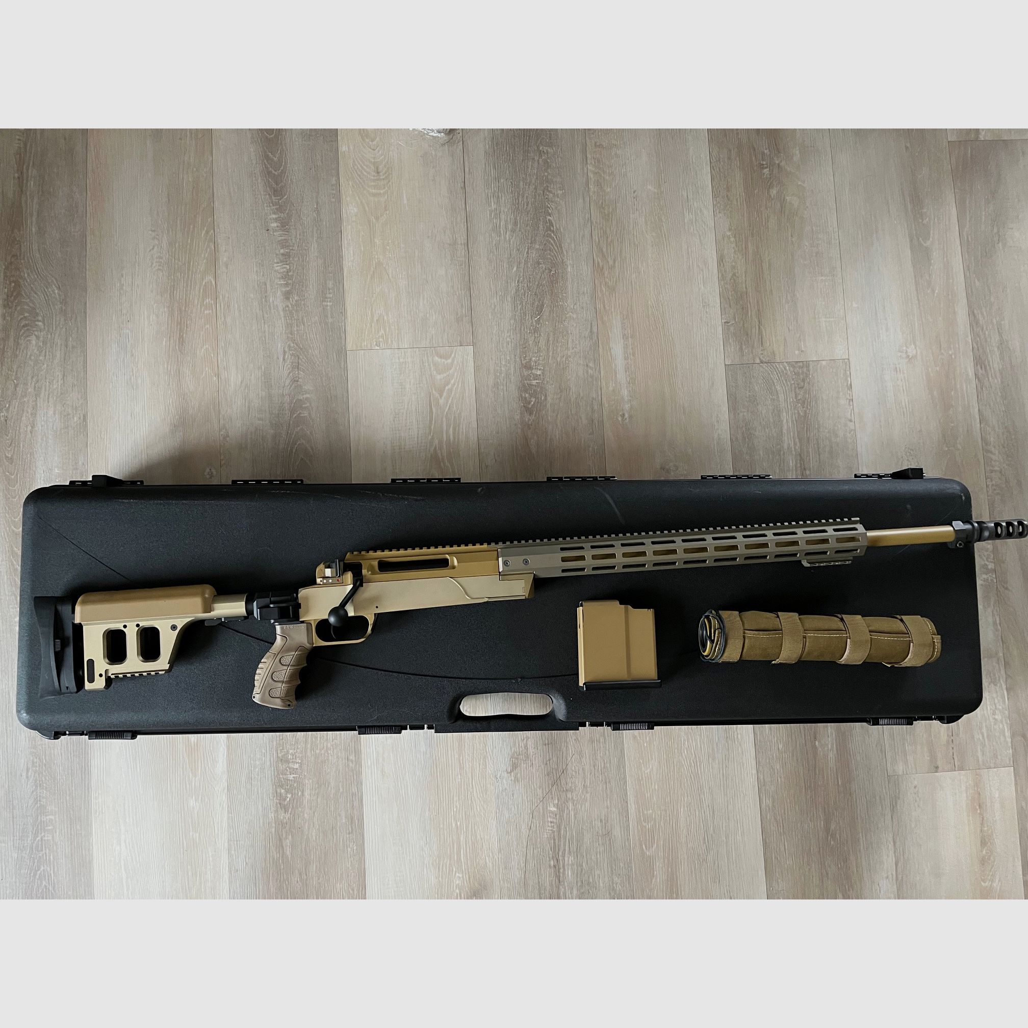 Haenel HLR Pro .338 Lapua Magnum - only 60 shots - like new - including B&T silencer