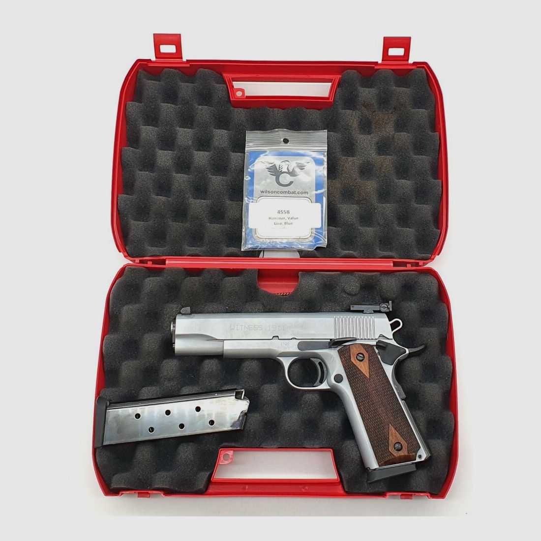 Tangfoglio Witness 1911, Gebruikt met vervangend magazijn