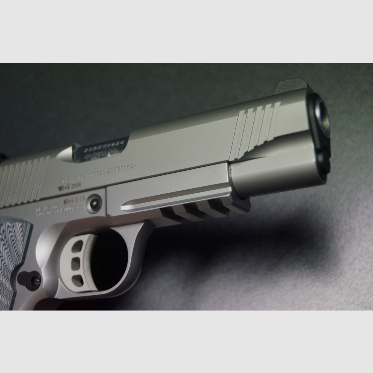 Tisas Zig PCS 1911, Bild 2 von 5