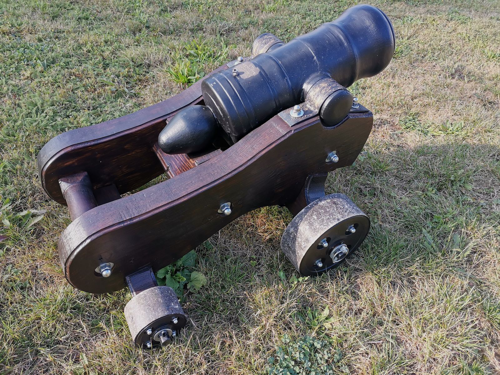 Große Böllerkanone Kaliber 75mm inkl. neuen Beschuss Vorderlader Kanone