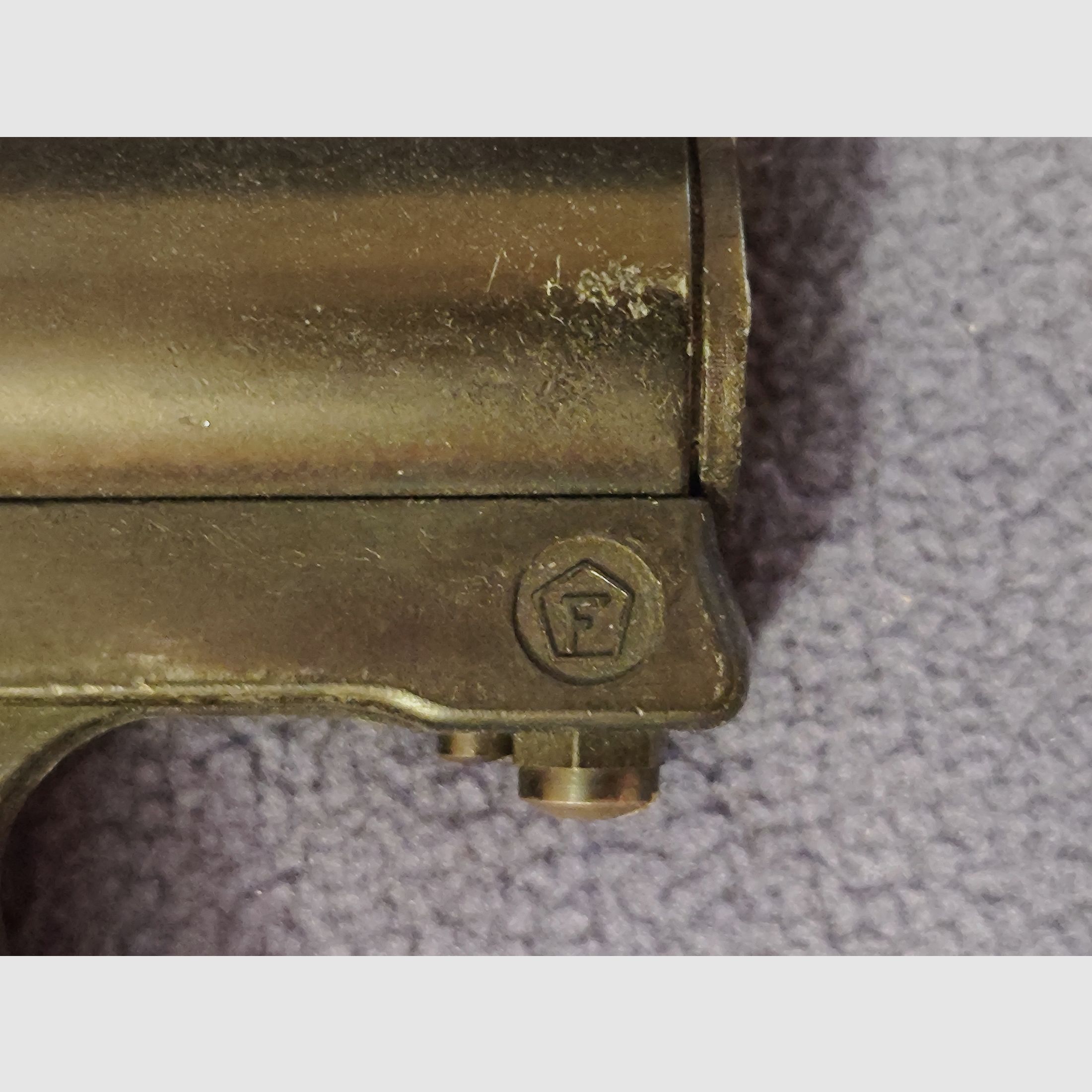Récord pistola de aire comprimido con F en el pentágono calibre 4,5 mm antiguo