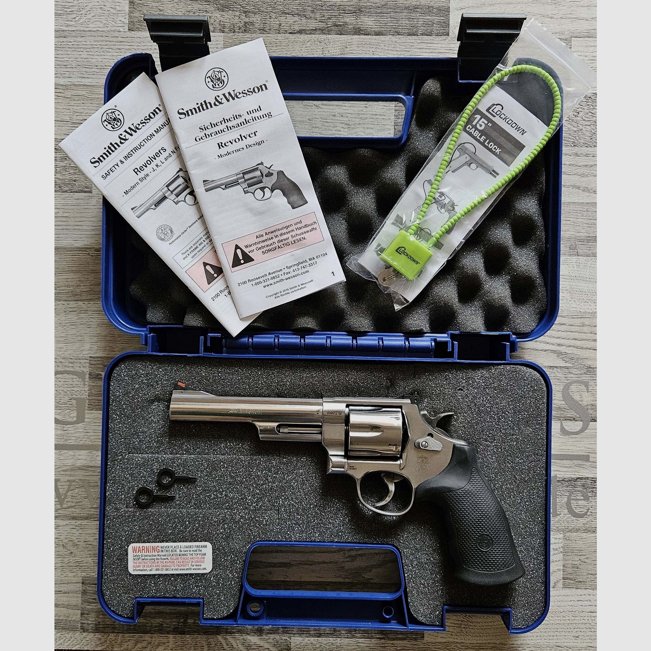 Revólver Smith&Wesson 629-6 Longitud de cañón 6" Cal. .44Mag Acero inoxidable - ¡envío gratis! - Producto nuevo del comercio especializado