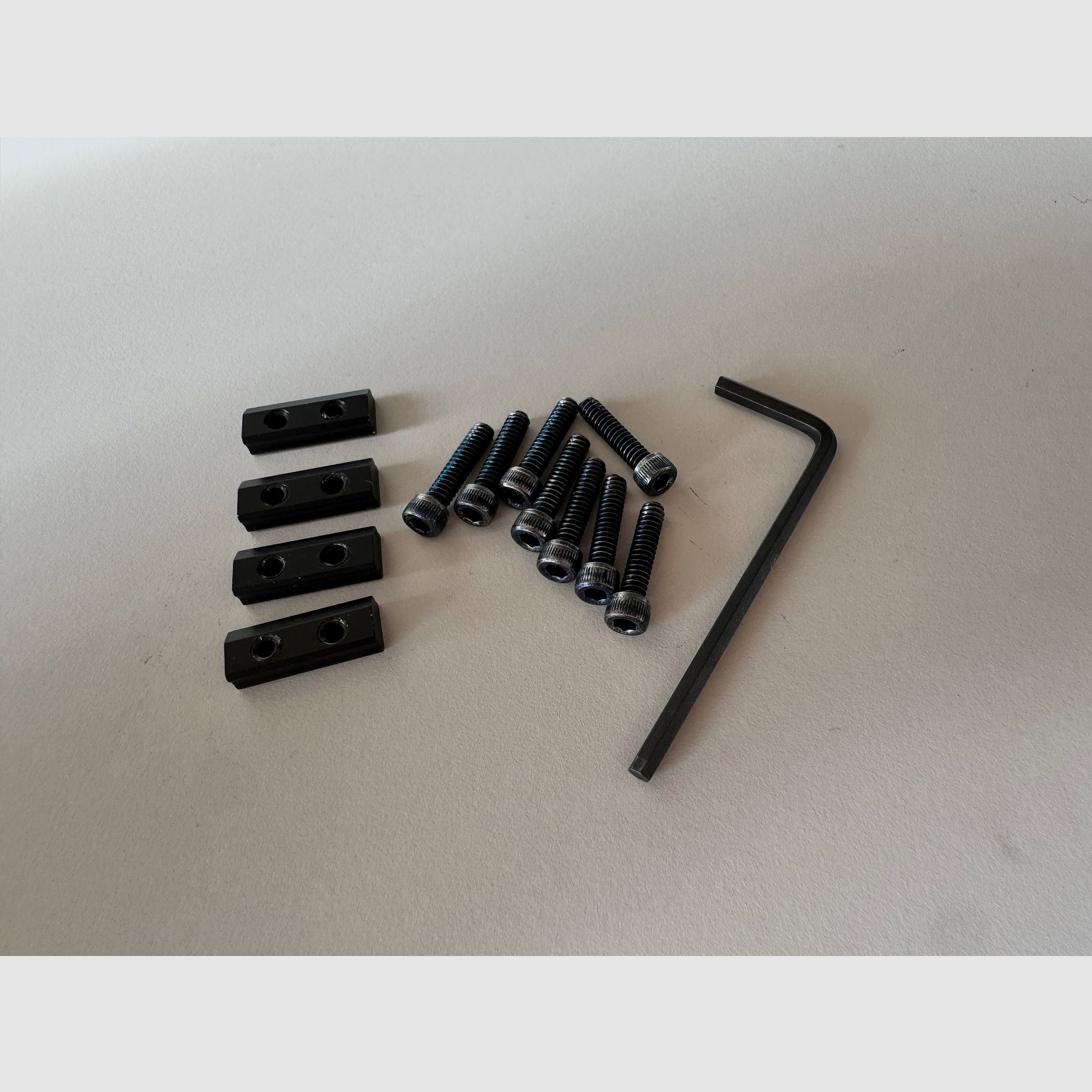 Spuhr MP5 / SP5 C-Thru Picatinny Montage Schiene