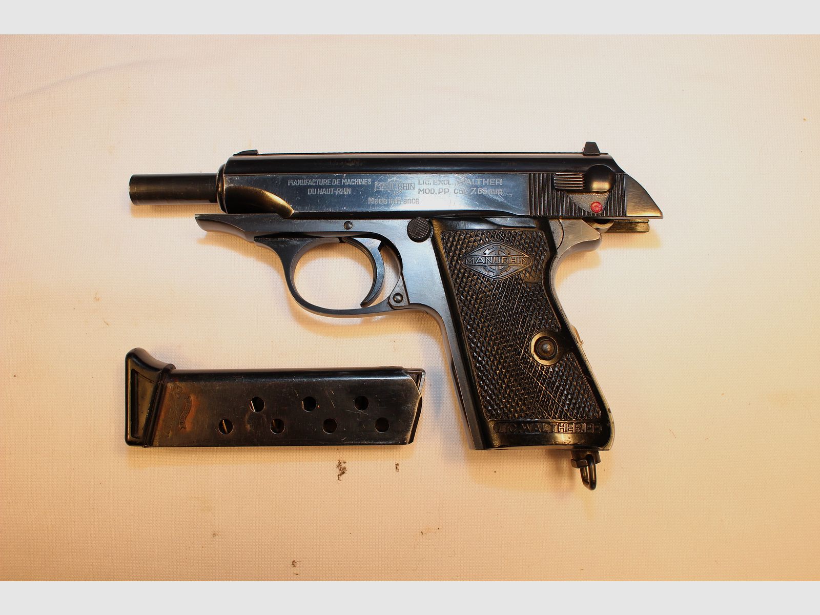 Manurhin Model PP in caliber 7,65 brow. van de Zweedse politie.