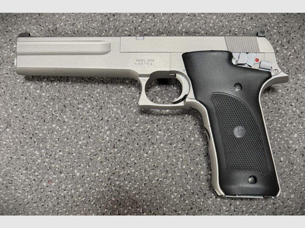 Smith & Wesson S&W 2206