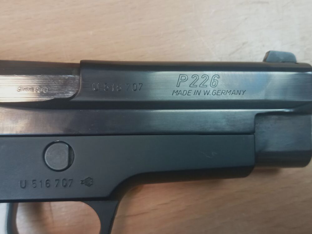 Sig Sauer P 226
