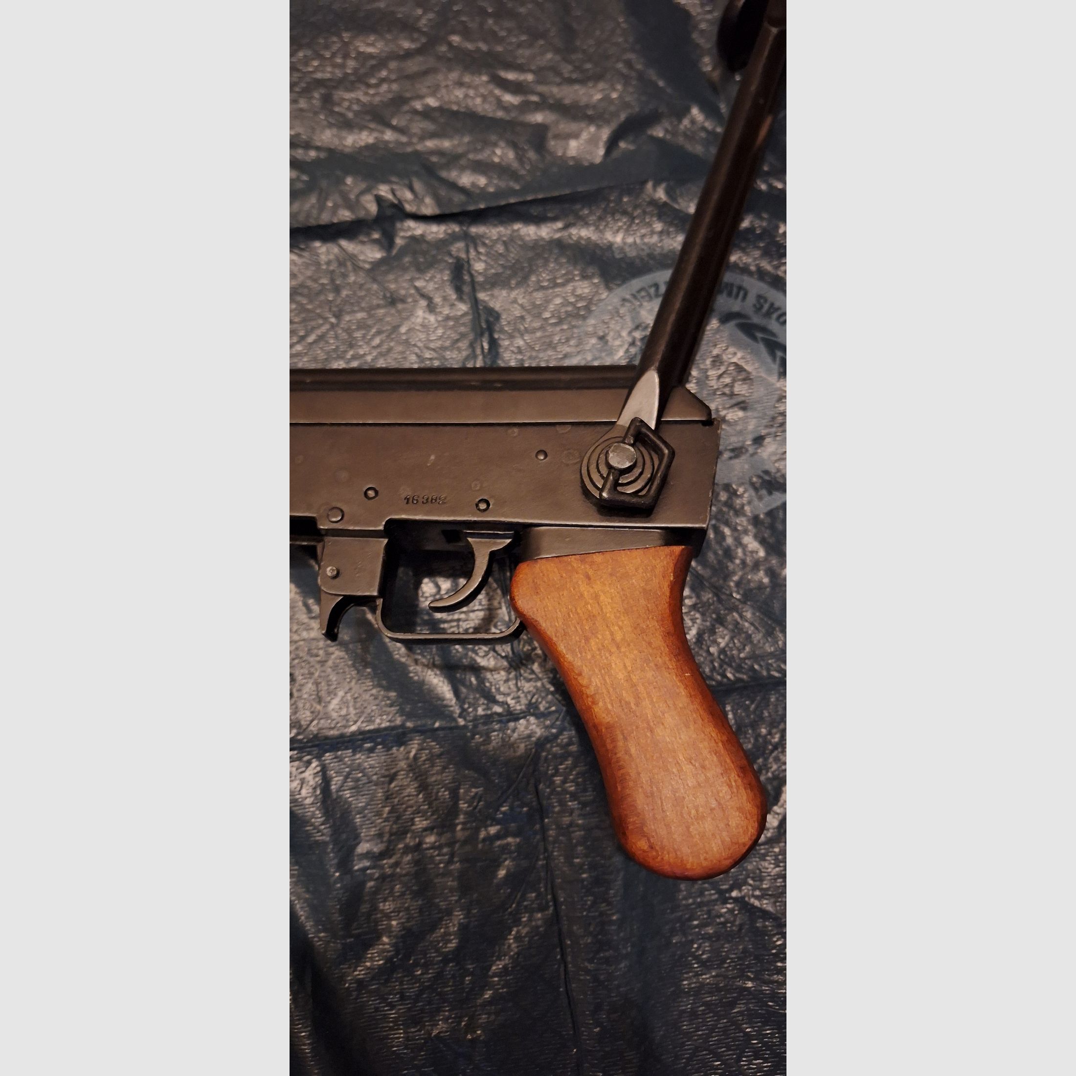 Kalaschnikow AK-47 Replika – guter Zustand, mit Gebrauchsspuren – 150 € VB