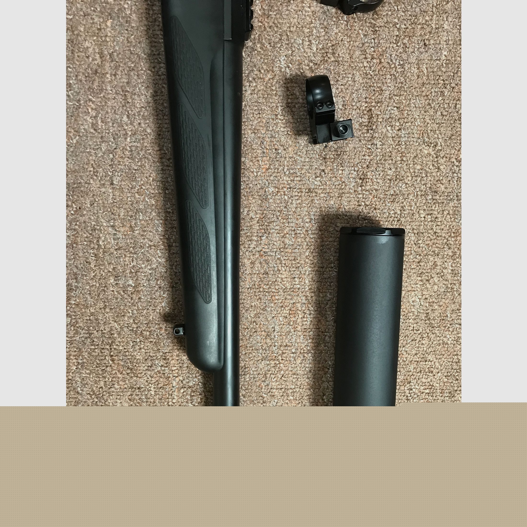 Tikka T3 /  300 AAC / mit Montage und Schalldämpfer