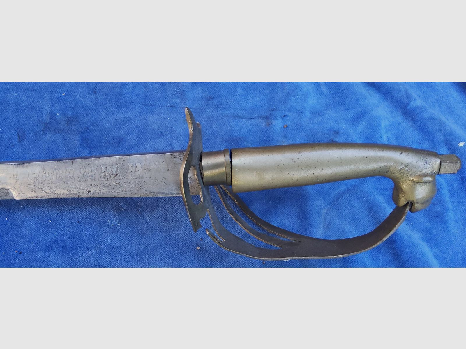 Fairground sabre, image 7 of 9