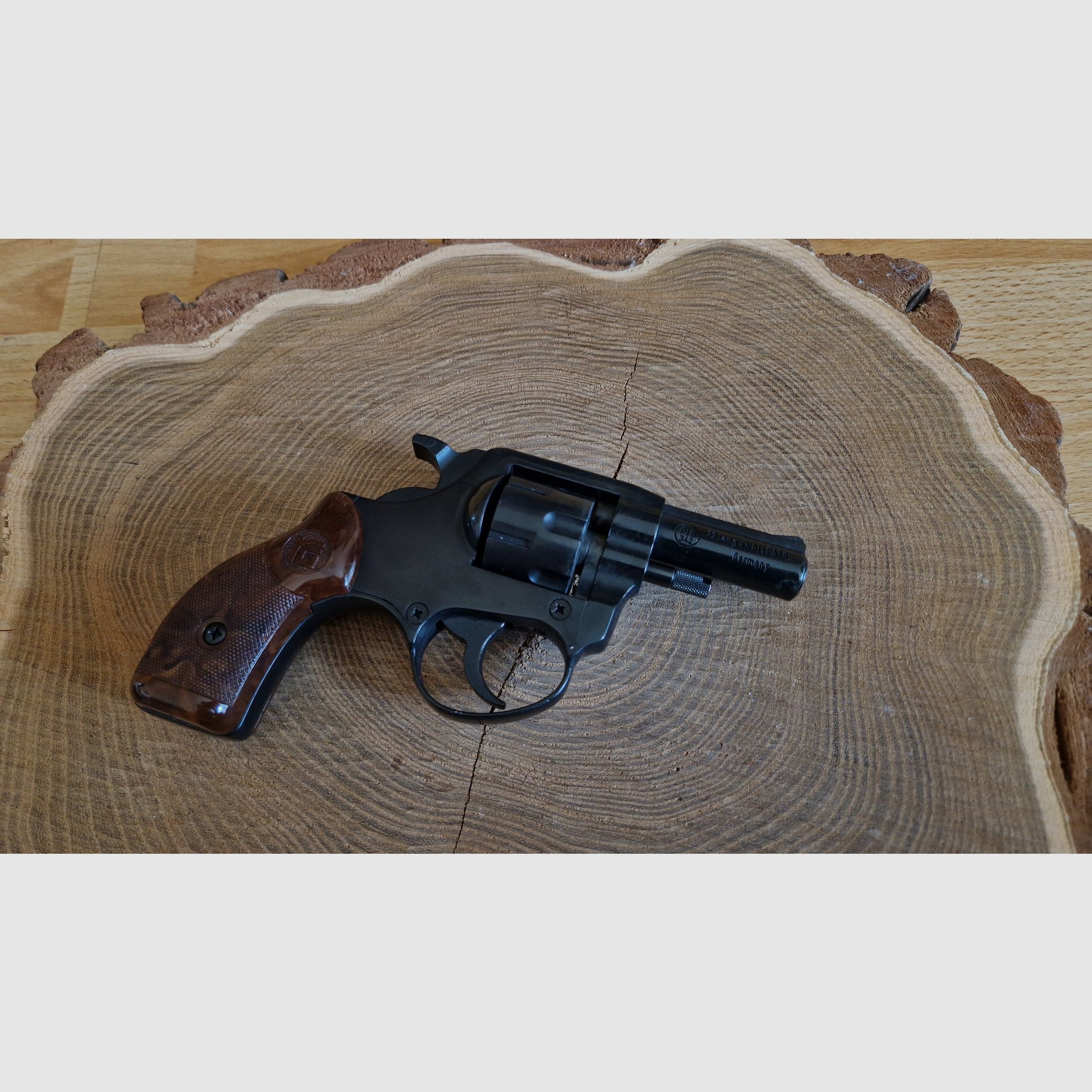 Röhm RG 77 Revolver Kaliber .22 lang in OVP Schreckschuss 