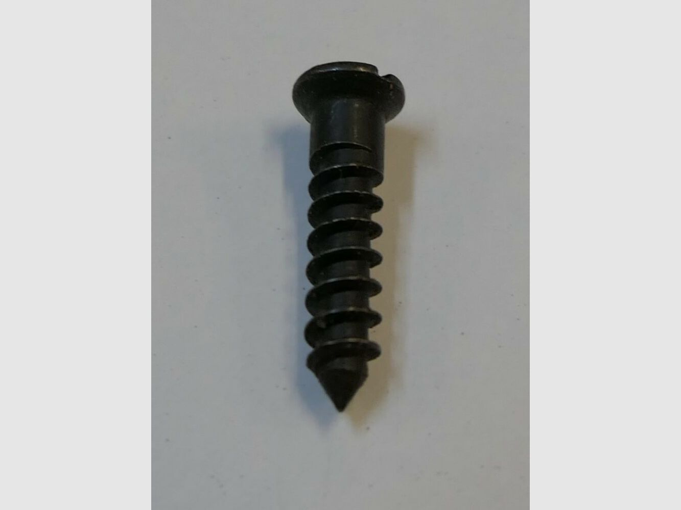 DDR VEB appareils et construction d'outils Wiesa vis originale DDR NVA AK 47 pour boucle de sangle [ 72 ] inutilisé, neuf pour AK47, 7,62x39, image 1 sur 2