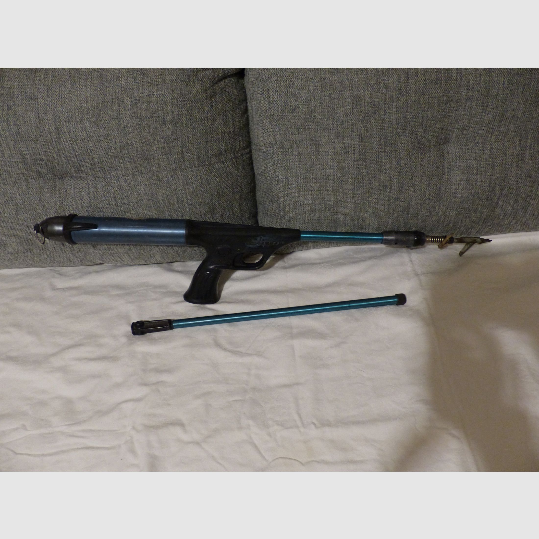 Harpune Speargun Spear Gun Nemrod Clipper mit Speer und Luftpumpe 60er James Bond 007 vintage