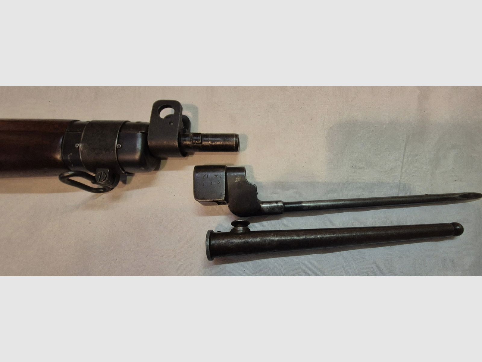 Lee Enfield No. 4 Mk. 1 *, Kaliber .303 Brit., Mehrlader/Repetierer.