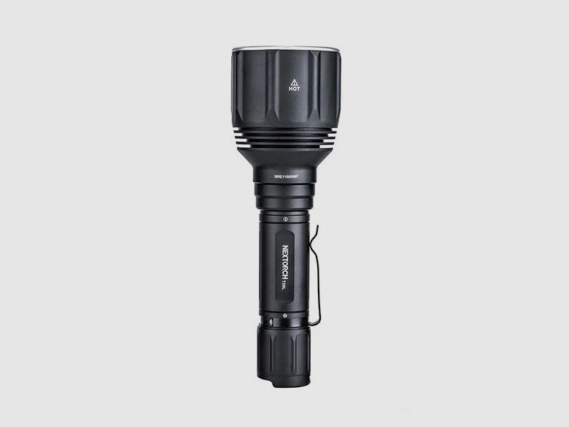 Tactical LED Flashlight T20L, 900 Lumens (including battery), image 4 of 9