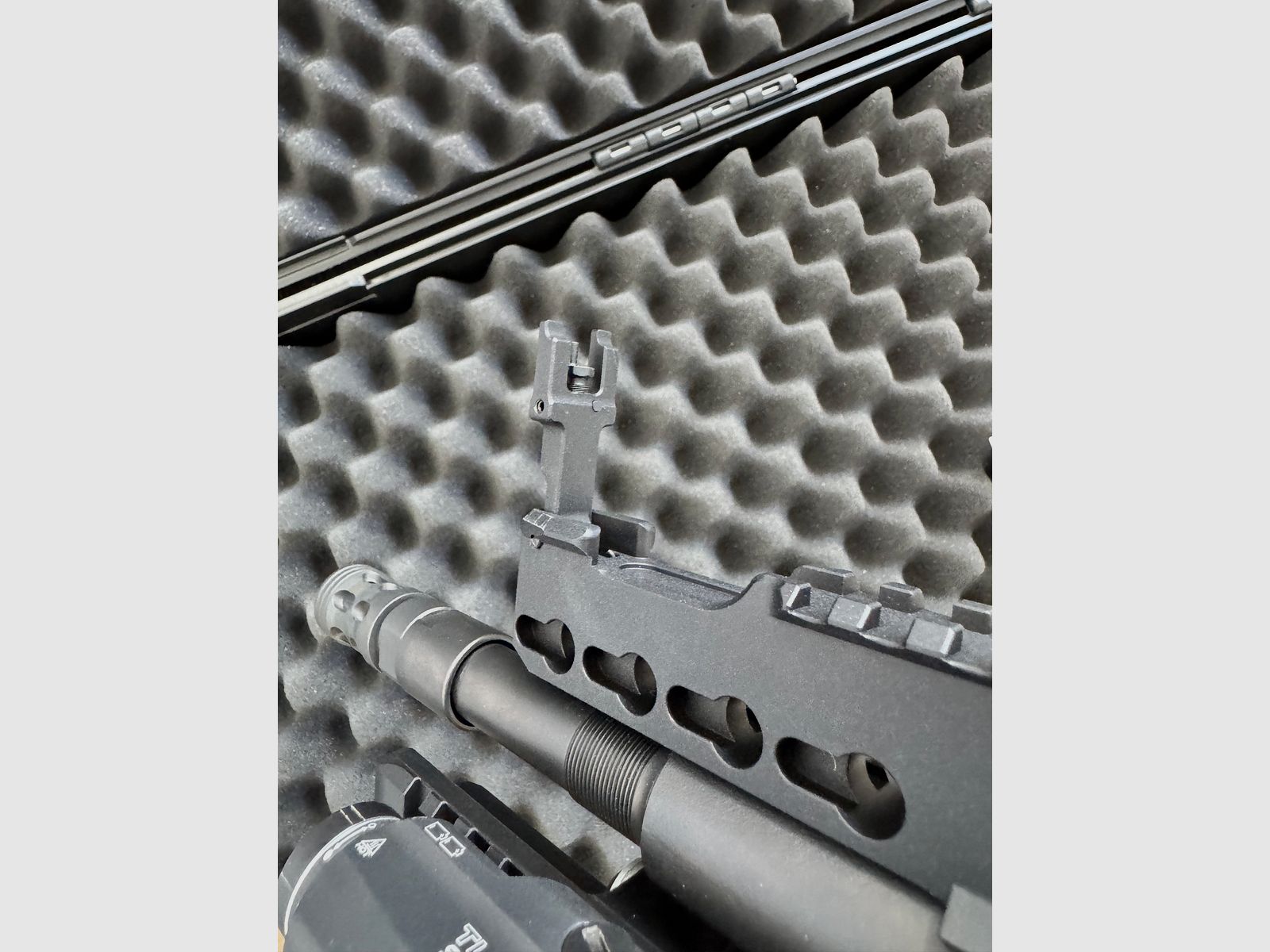 Steyr AUG-Z A3 S.W.A.T. inkl EOTECH XPS2-0 & Streamlight TLR RM2, zdjęcie 18 z 20