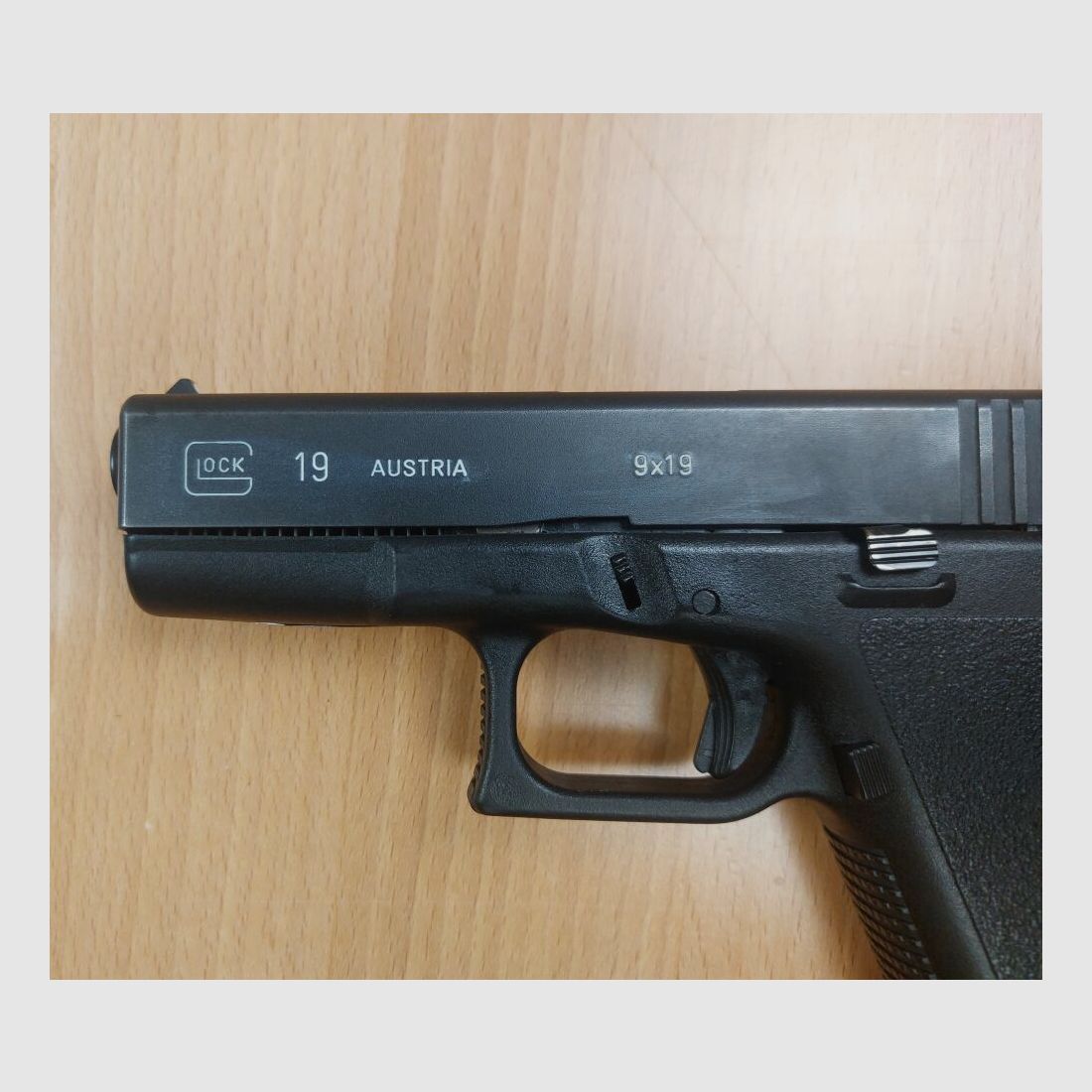 Glock, Austria Modell 19