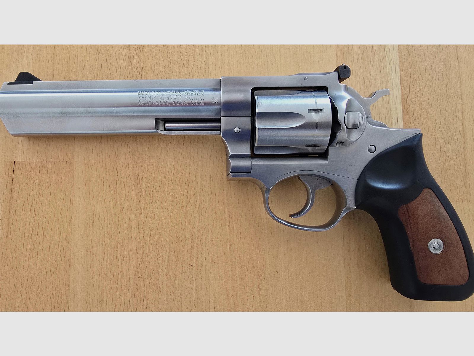Revolver RUGER GP100 .357 Mag. 6 colpi