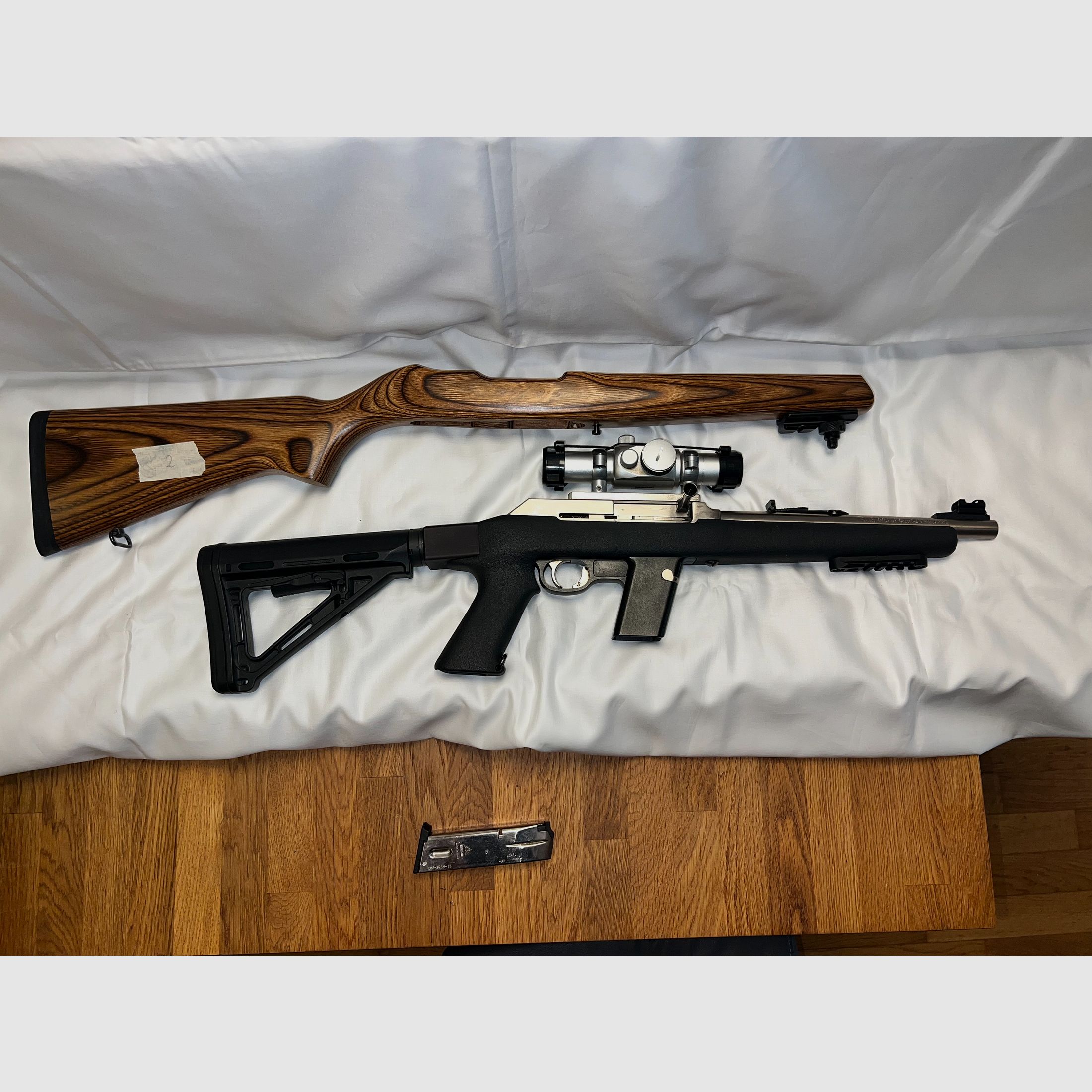 Marlin Camp 9 mm Luger – semi-automatic Kat. A – inherited firearm private sale Vorarlberg + 8 magazines