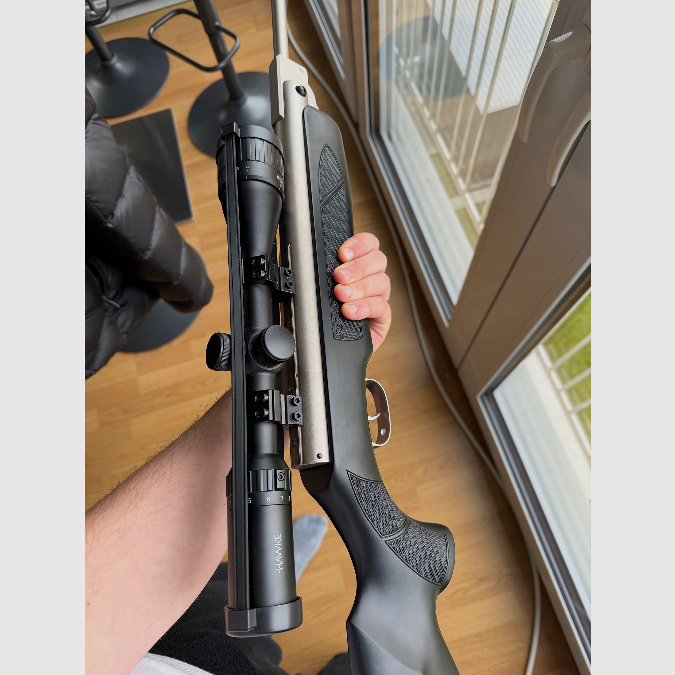 Weihrauch HW 35K F Black Silence – 4.5 mm, incl. silencer & scope + bag