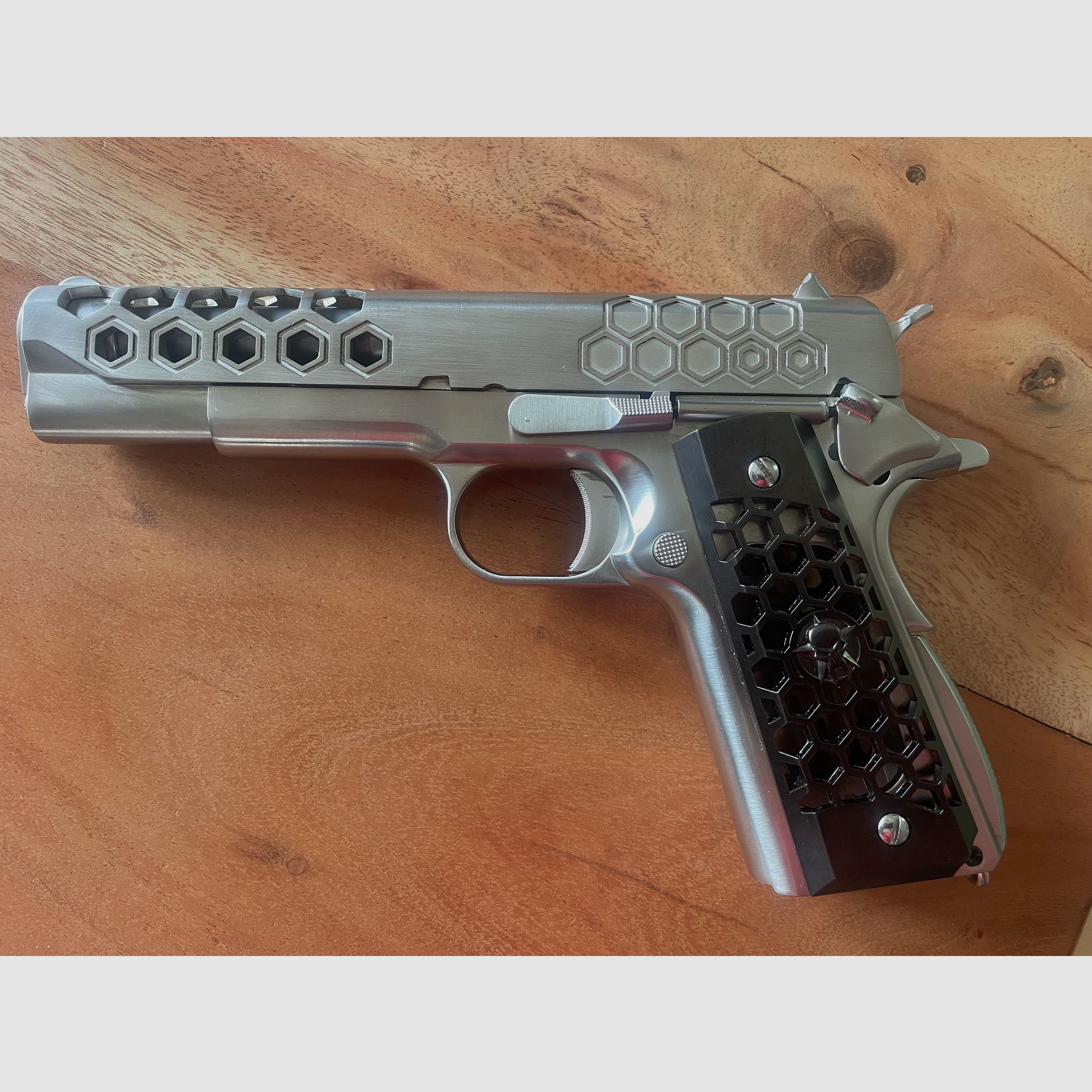 WE M1911 Hex Cut - GBB 6 mm, argent (pistolet AirSoft)