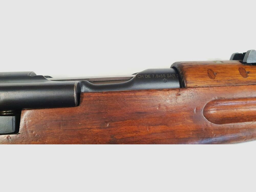 Fabryka broni Bern Karabin powtarzalny Fabryka broni Bern Szwajcarski K11 Kaliber 7,5x55 Szwajcarski całkowicie zgodne numery Nieznany