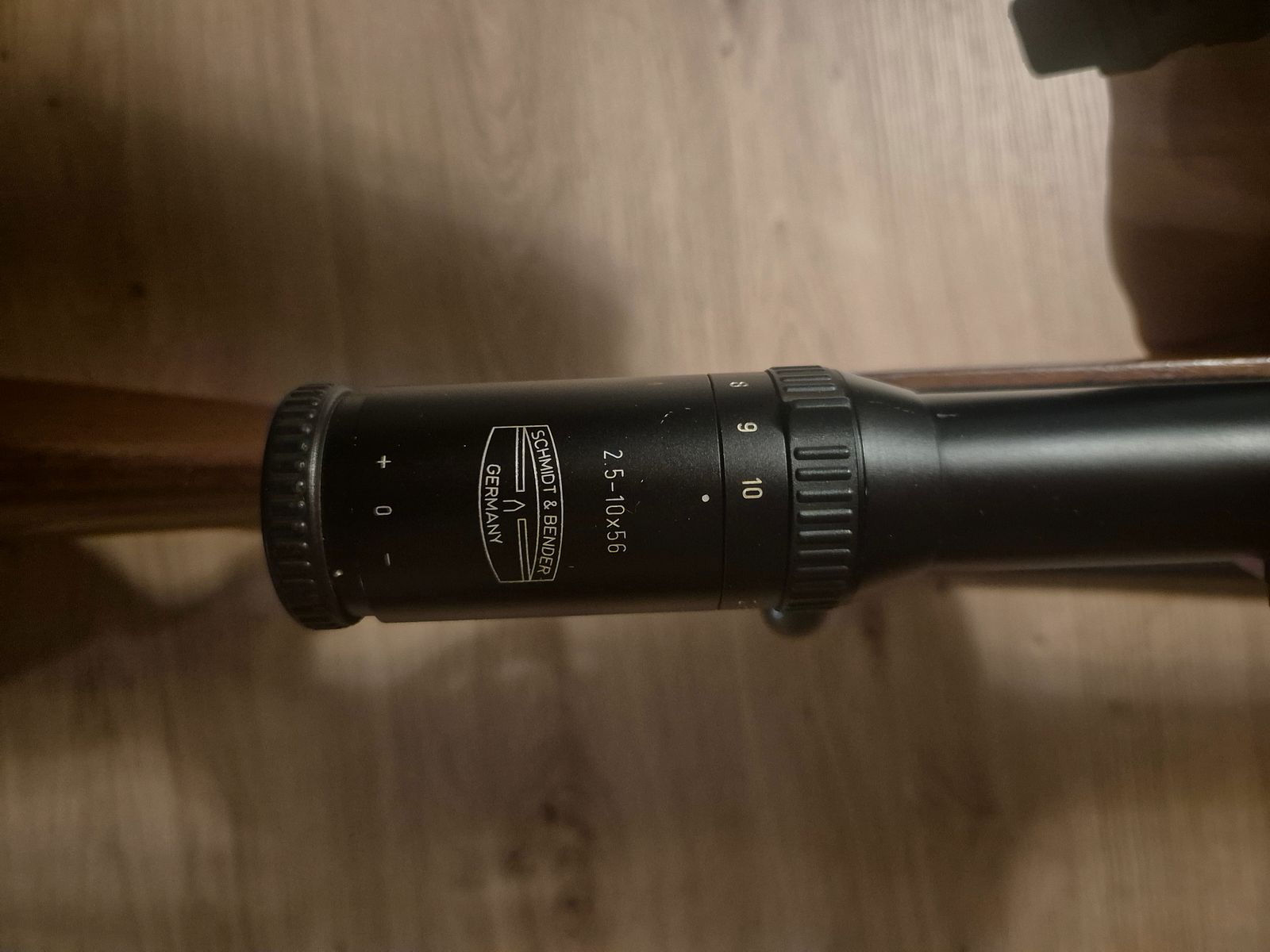 CZ Repetierbüchse 7x64 inkl. Schmidt & Bender 2,5-10x56 Zielfernrohr