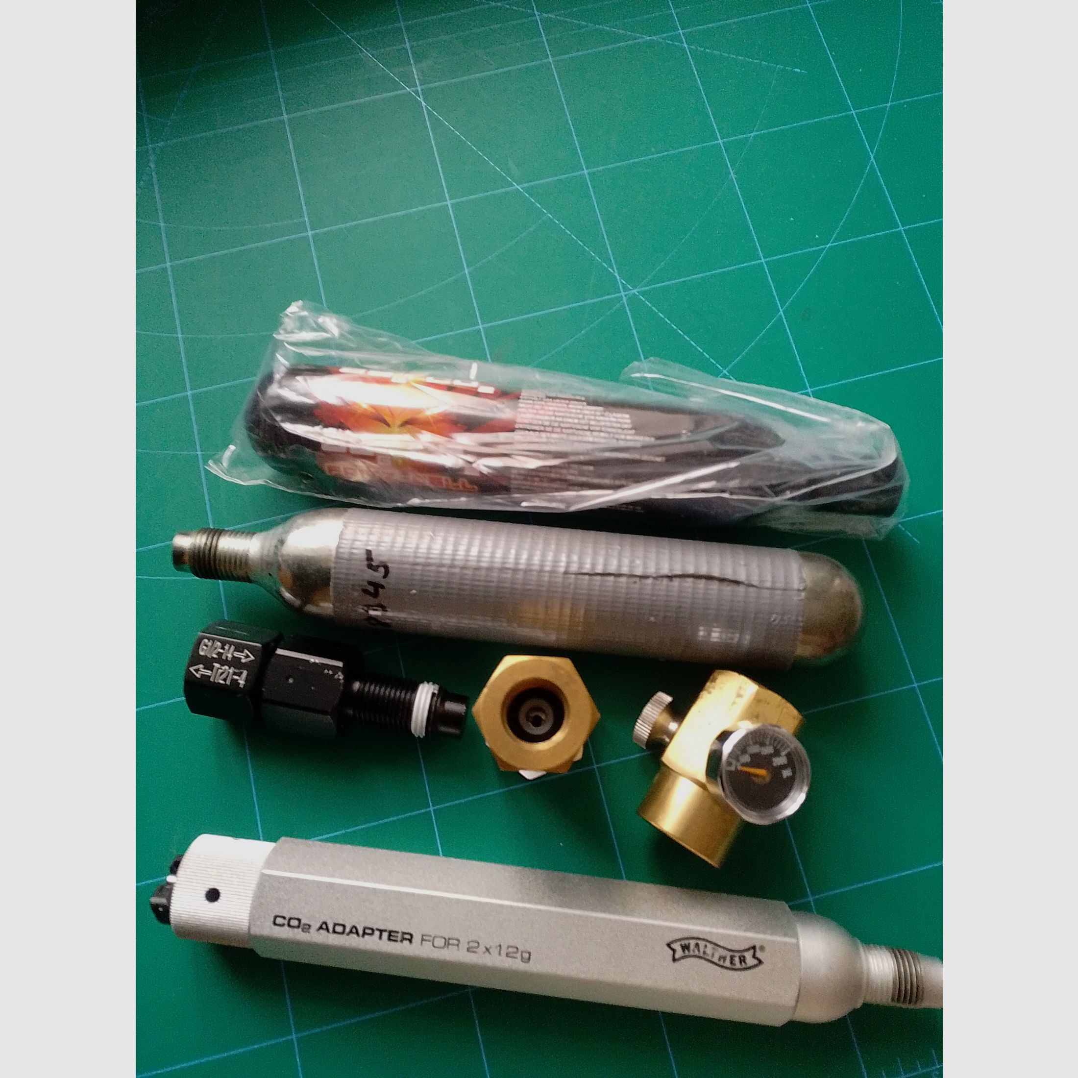 Airmagnum Hämmerli 4,5 mm CO2 Gewehr Adapter 12 Gramm 88 Gramm  Luftgewehr Magazin Diabolo Exportventil
