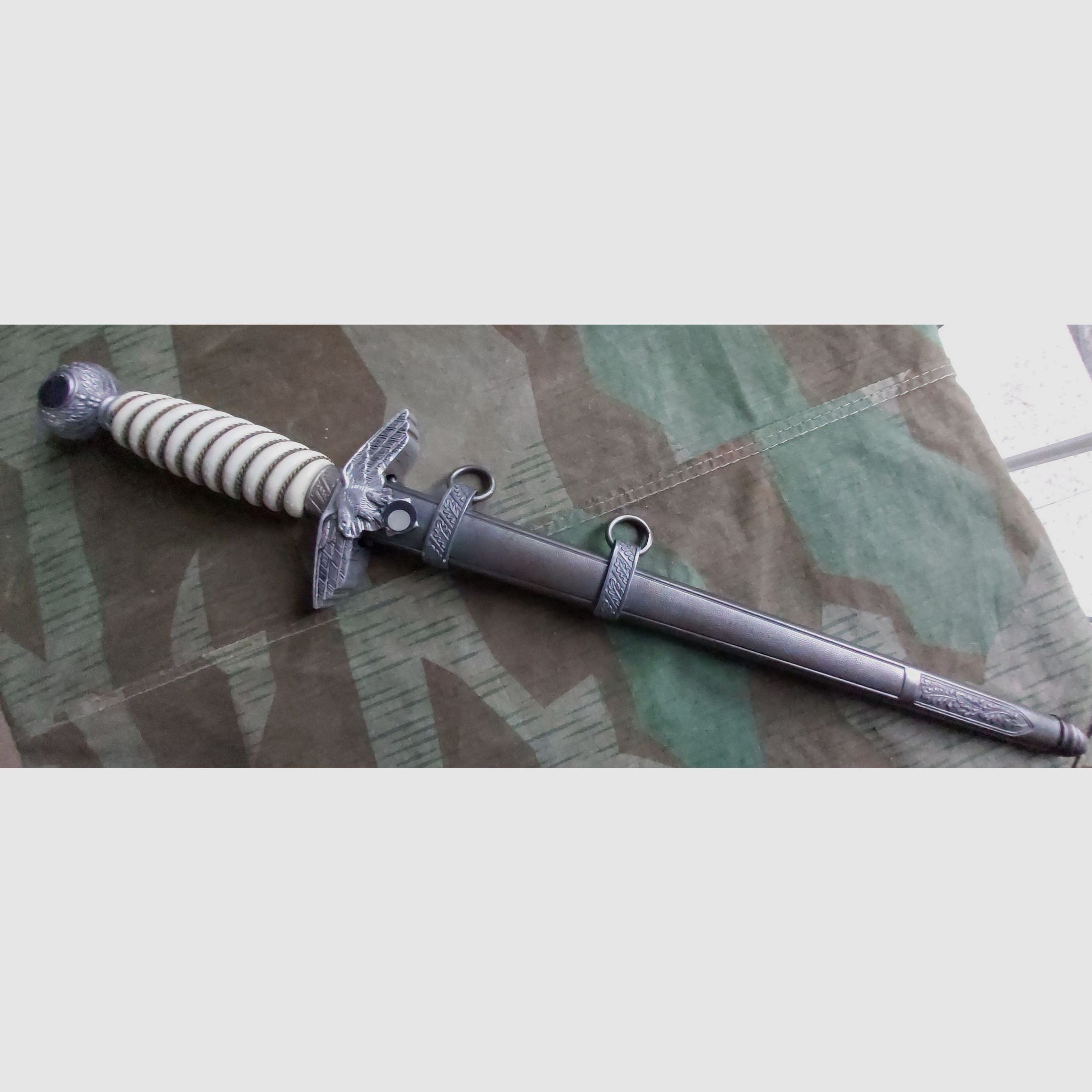 Luftwaffen Offiziersdolch mit Hersteller  Paul Weyersberg & Co