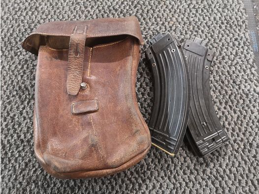 poche à magazines AK