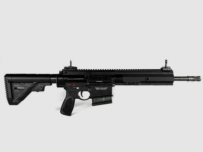 Heckler & Koch MR308 SPORT 13" con impugnatura sportiva chiusa