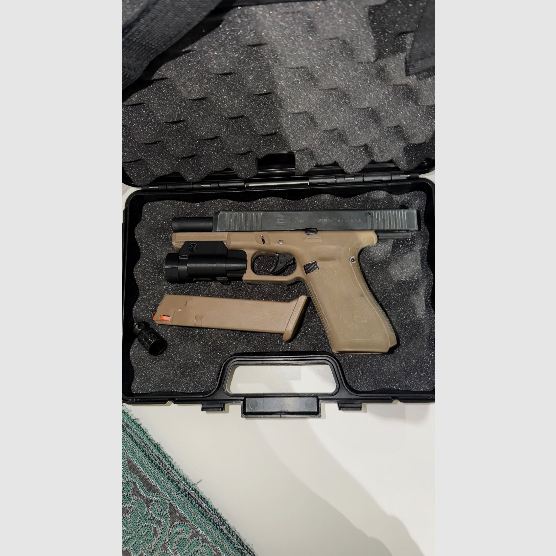 Glock 17 Gen 5 – Schreckschusswaffe 