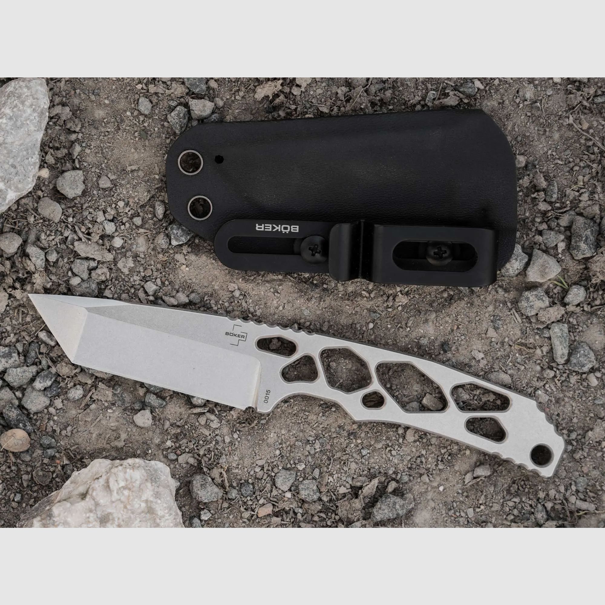 Böker Plus Superlight Tanto