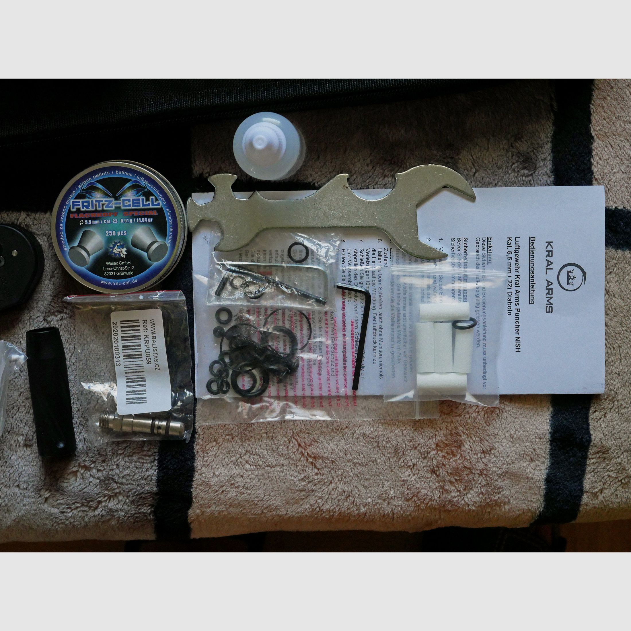 Kral Arms Puncher Nish S luchtgeweer kal. 5,5 mm met richtkijker, tas, Diana-pomp en demper - als nieuw -