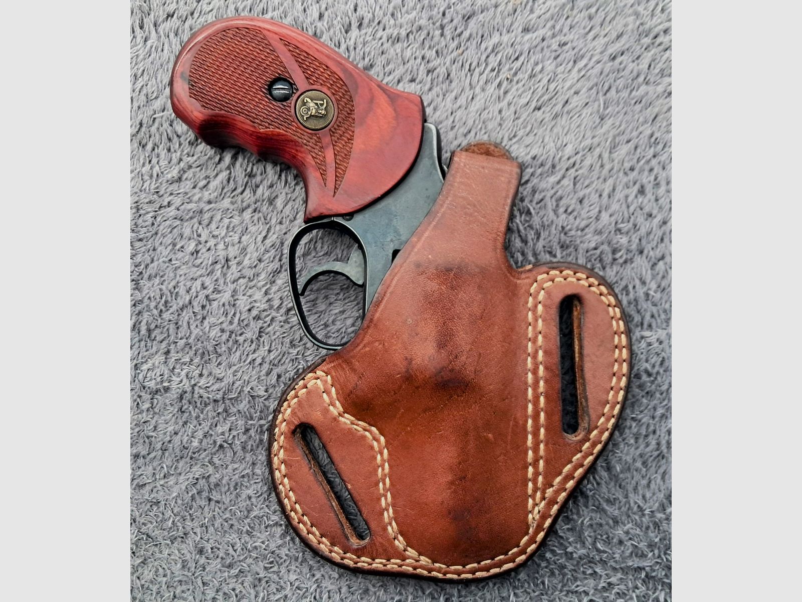 Bianchi  Gürtelholster  /   aus   den  USA 