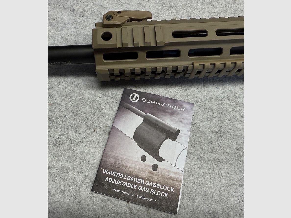 Oberland Arms OA-15 M5 Premium CERAKOTE FDE Kaliber .223 Remington Luger 16,75" loop SPARTAC EDITION