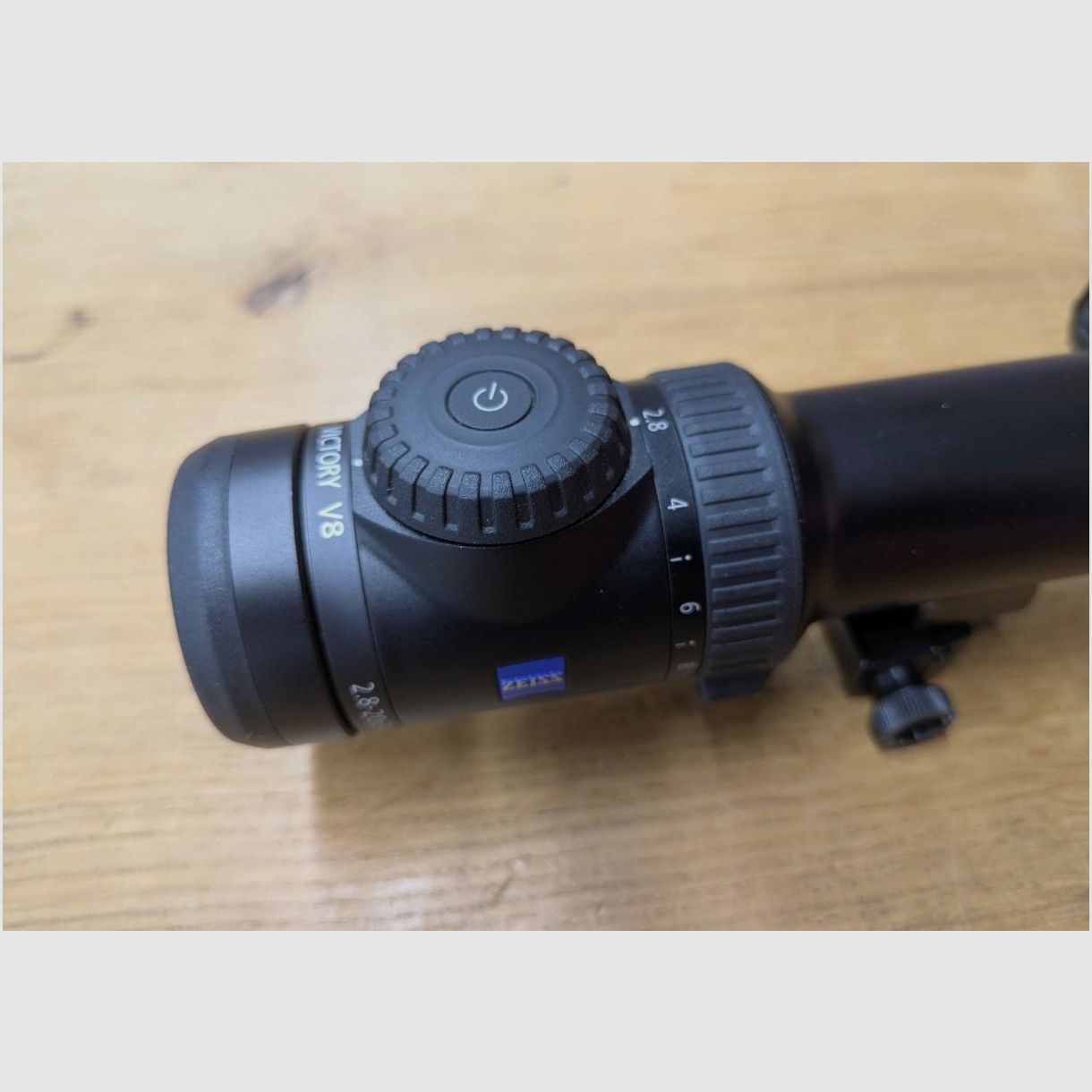 Zeiss Victory V8 2,8-20x56 Zielfernrohr