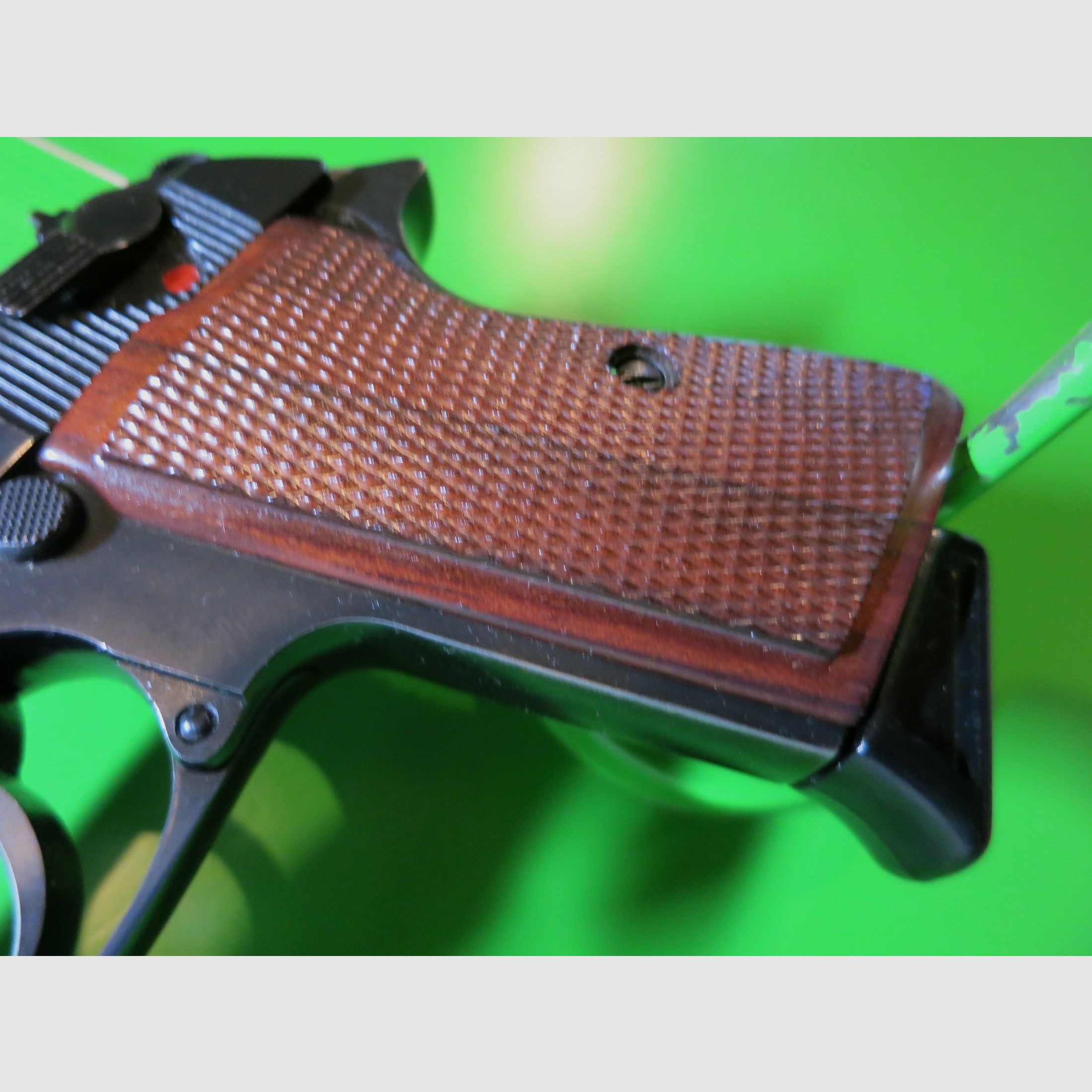 Walther PP « Pistolet de police », .22lr pistolet d'entraînement, plaquettes en bois       #39, image 2 sur 11