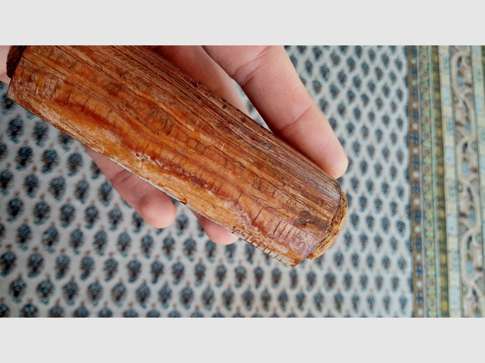 Originale guanti superiori Dong AK rumeni (molto larghi) / Legno laminato robusto perfetto per il pene di asino rumeno (Uluc) o guanti RPK