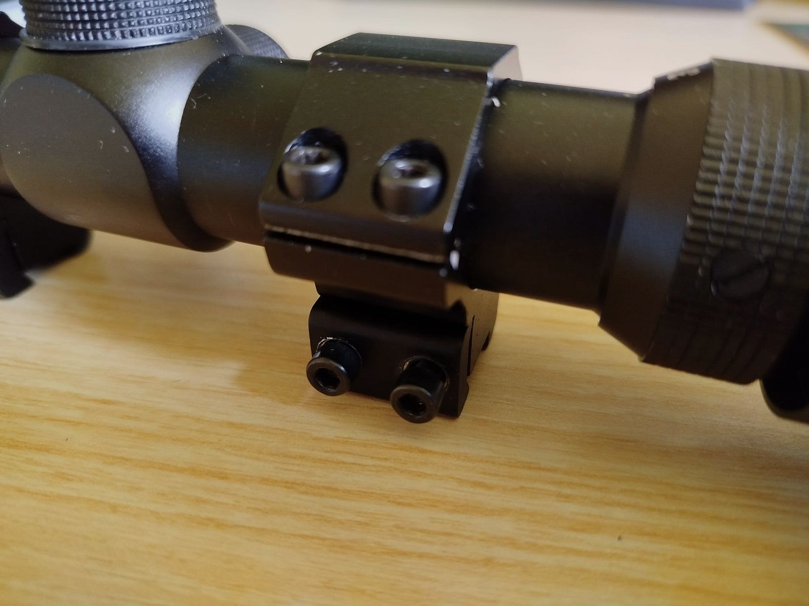 Telescopio Walther 3-9x40, come nuovo, reticolo illuminato