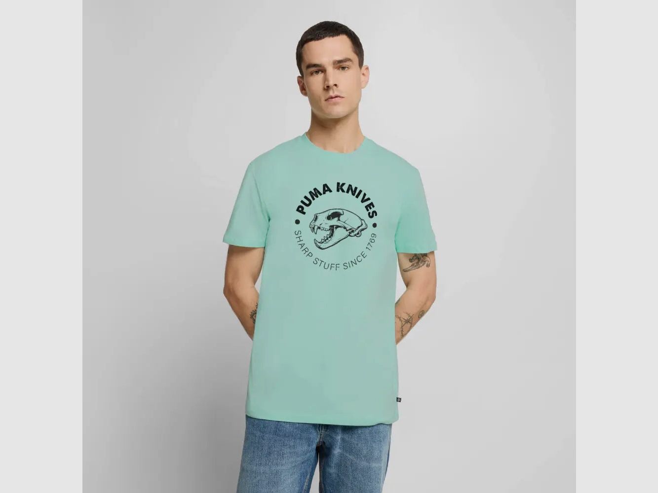 PUMA Men´s Premium T-Shirt "PUMA KNIVES Skull BW"