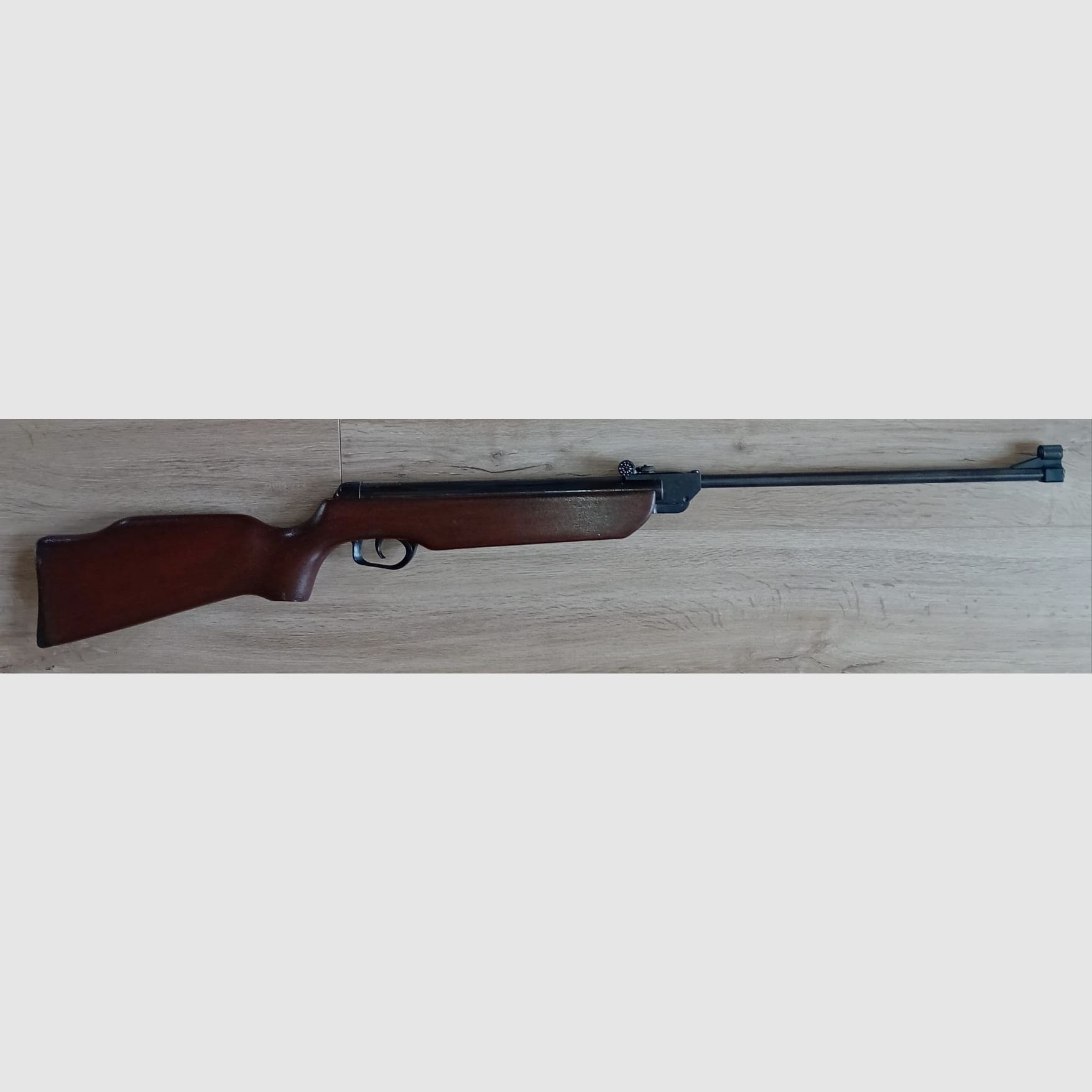 Fusil à air Elgamo Modèle 300
