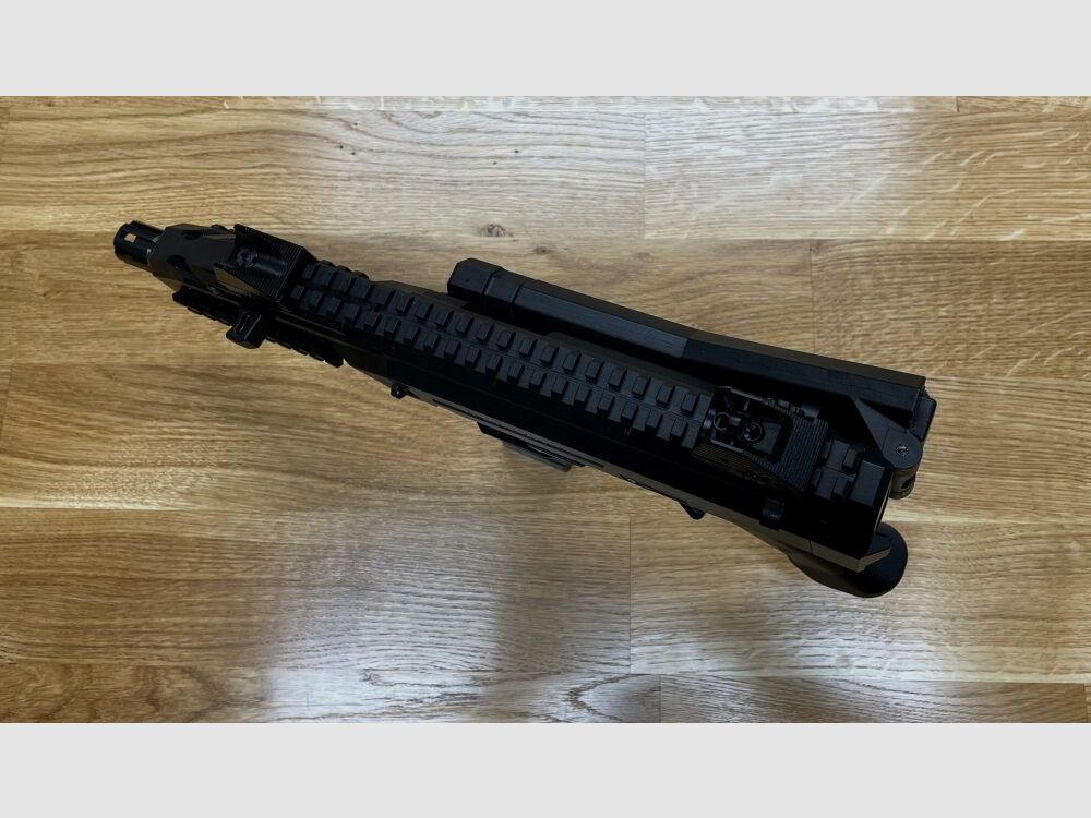 Pistolet CZ Skorpion EVO3 S1 semi-automatique 9mm Luger