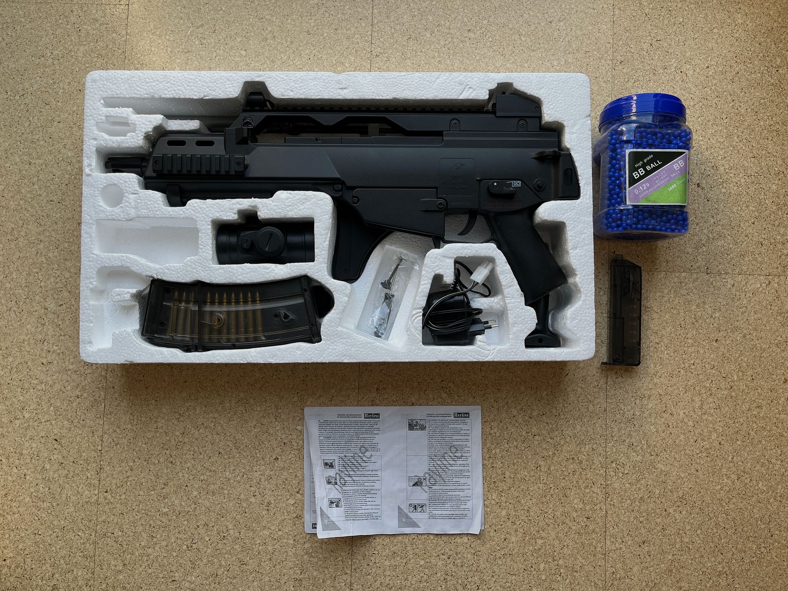 Rayline M85 Electric Airsoft Gun