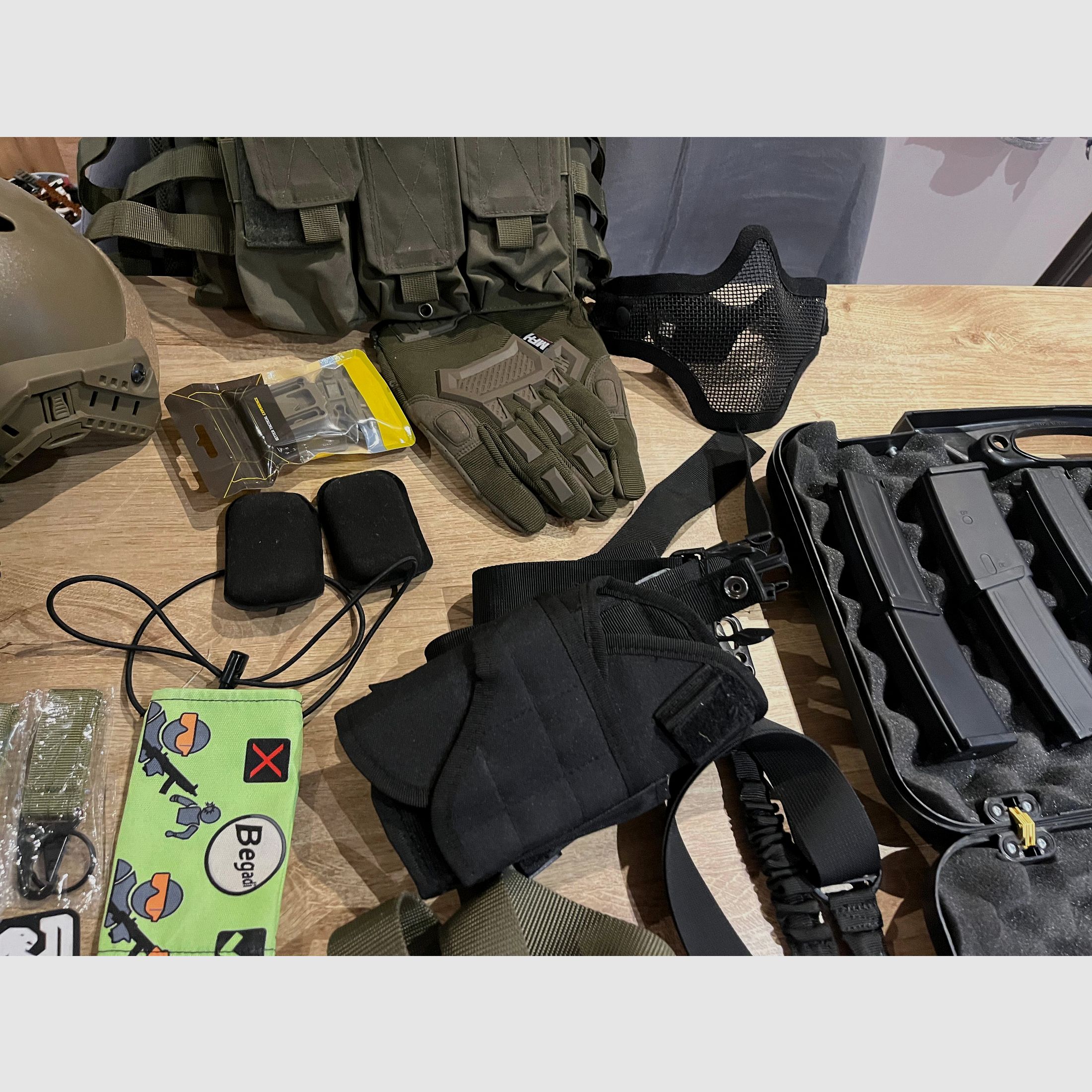 VFC MP7A1 GBBR con vari accessori