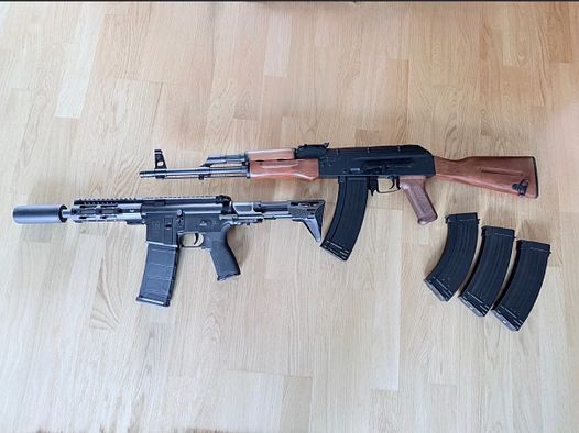 Airsoft Specna Arms M4 + AK 47