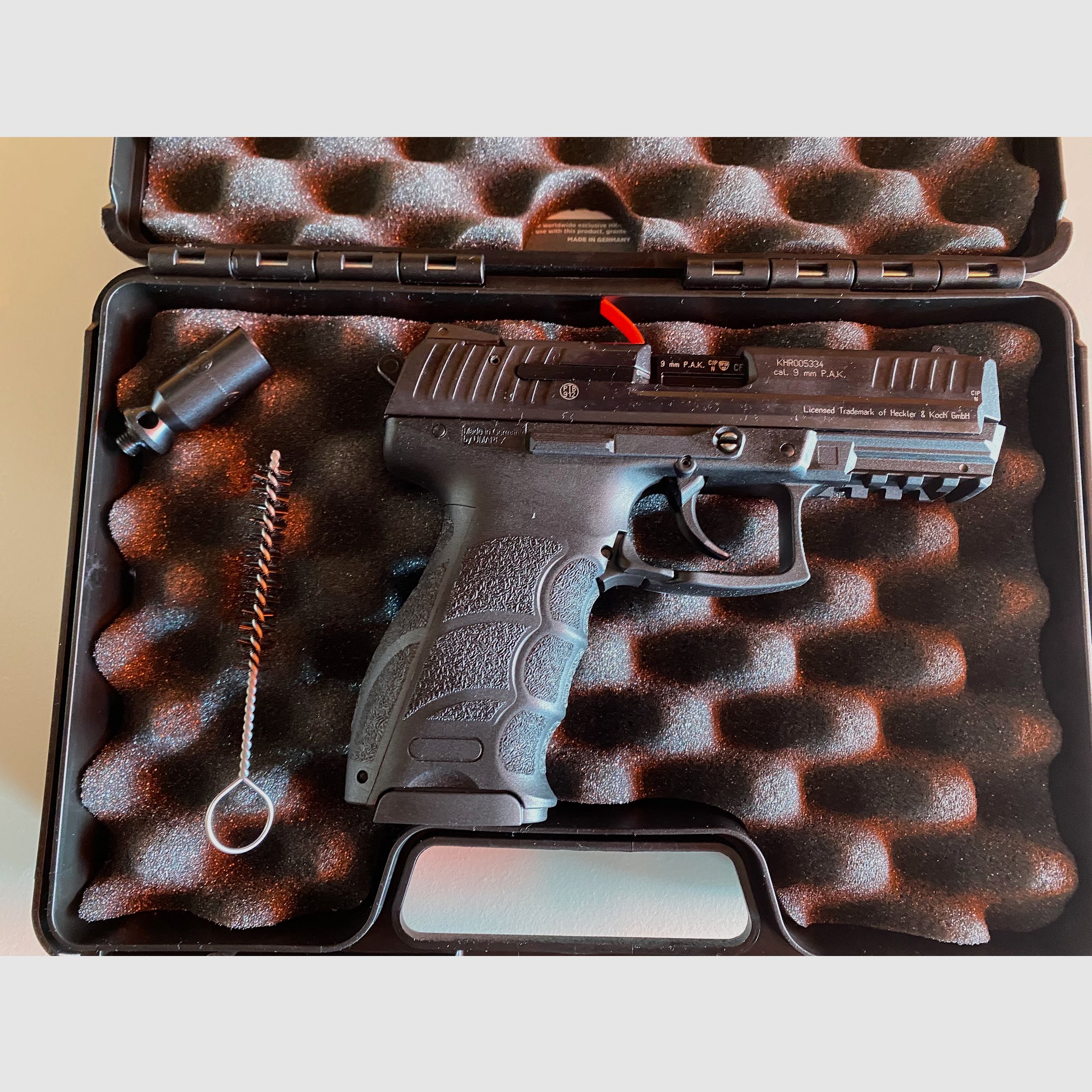 Umarex Heckler & Koch P30 Schreckschusspistole 9mm PAK 15 schüssig  NEU und unbenutzt mit Koffer 