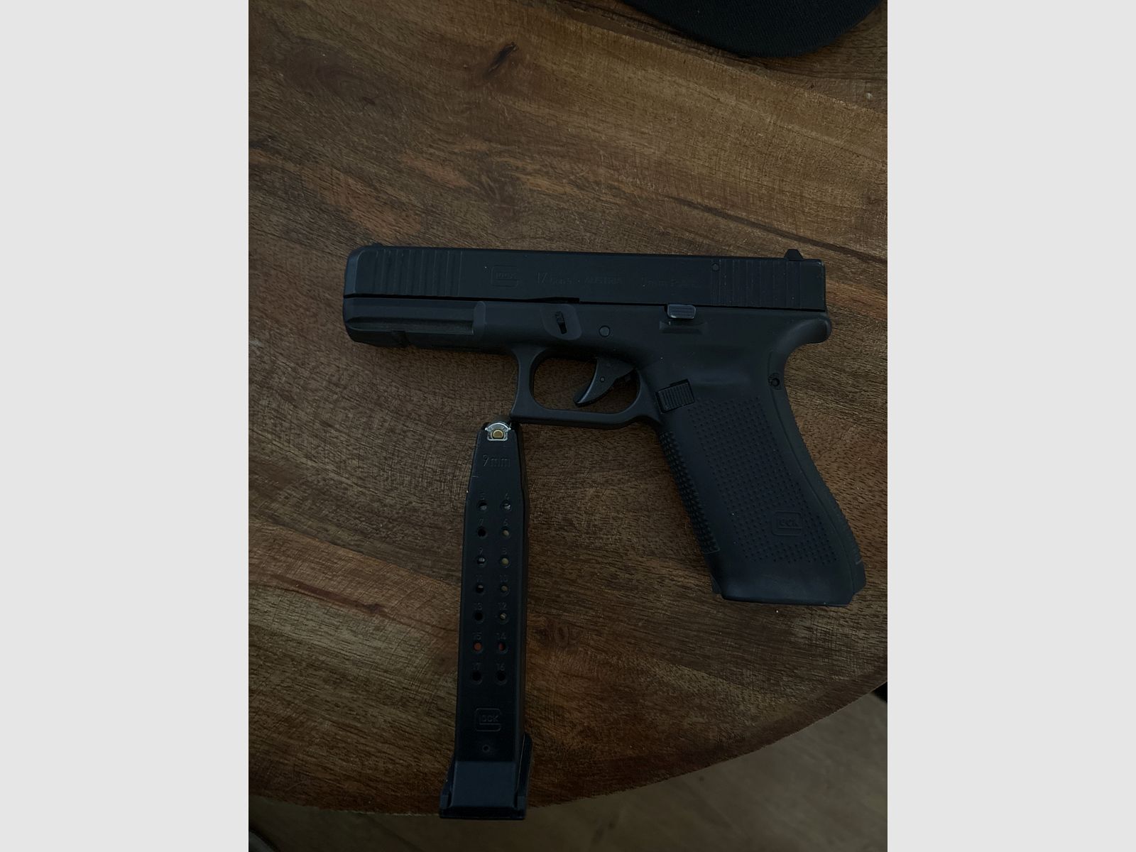 Glock 17  Gen5 Schreckschuss 9 mm P.A.K
