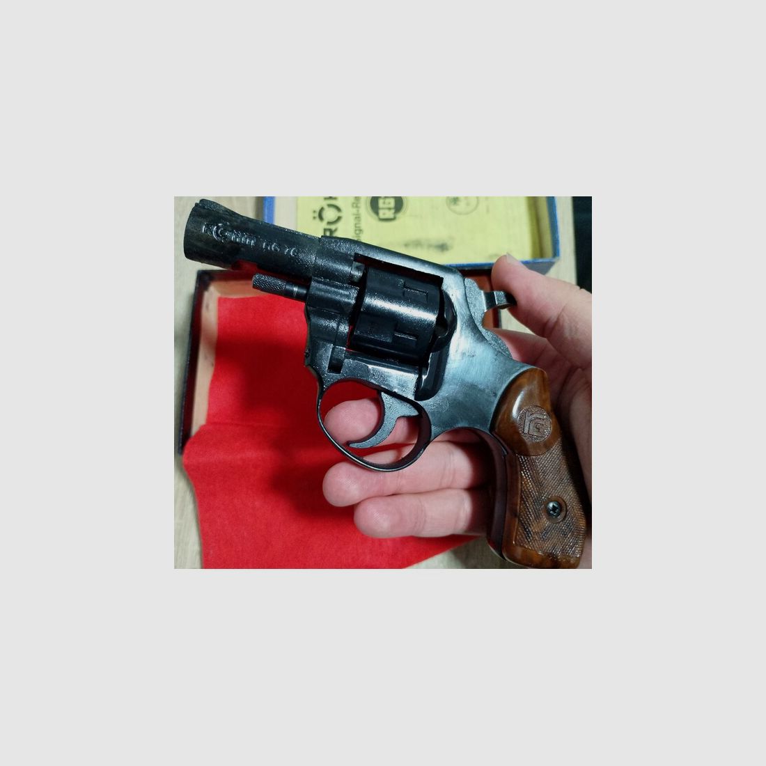 Röhm Schreckschuss - Revolver  RG 76 mit der PTB 140/2 im Kaliber 6 mm Flobert
