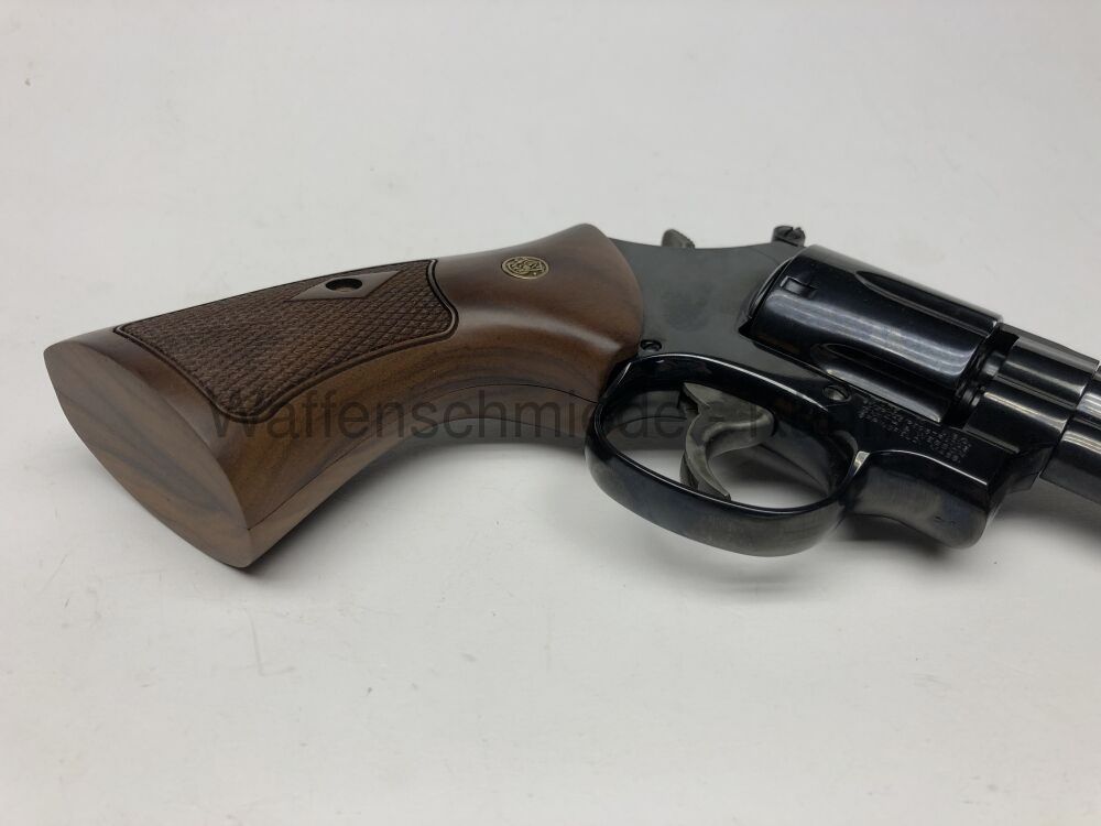 Smith & Wesson 586-8