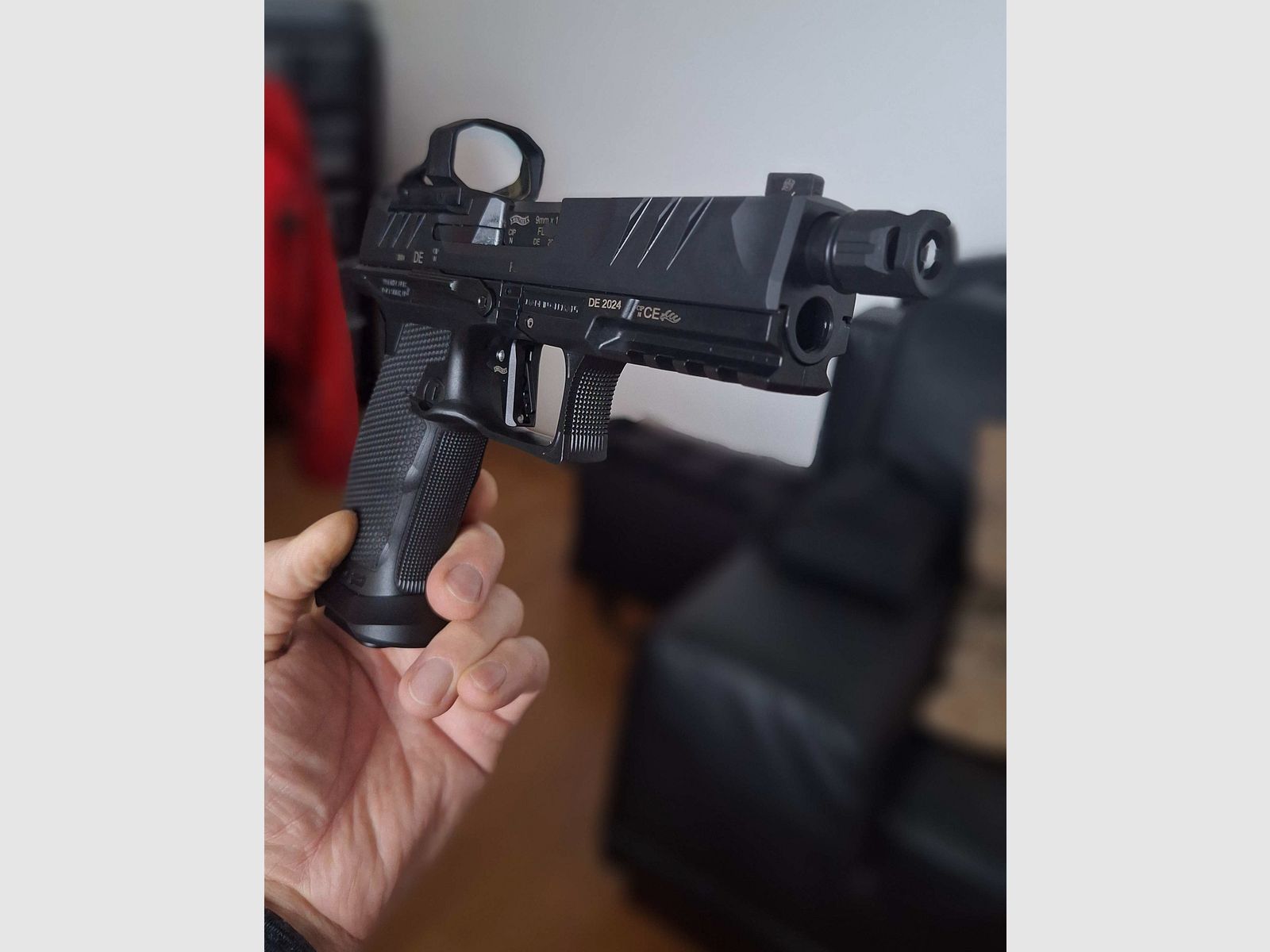 PDP Full Size 5,1” OR Pro SD inkl. Shield RMSx XL Lens + 4,5 " Austauschlauf im Walther Koffer